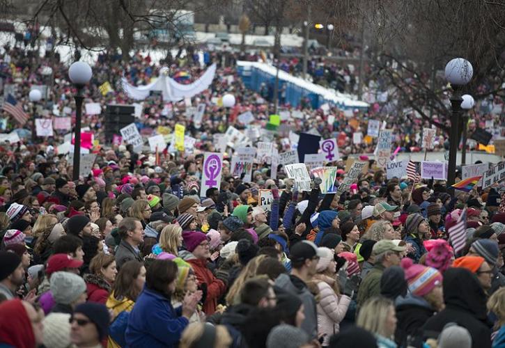 Κατά του Τραμπ ξεσηκώνεται και πάλι ο γυναικείος πληθυσμός