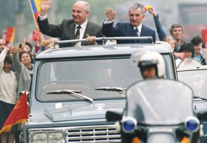 Κανένας δεν θέλει να αγοράσει το τζιπ του Τσαουσέσκου (pics)