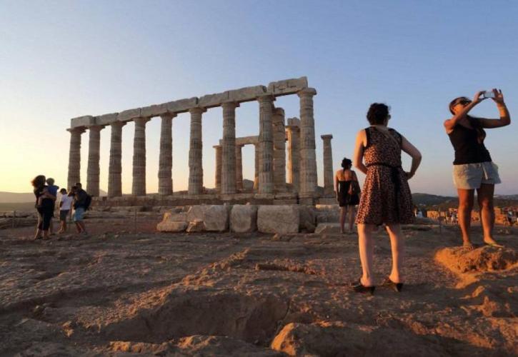 Στο ψηφιακό πιστοποιητικό ποντάρει ο τουρισμός – Ανεβάζουν ταχύτητα οι κρατήσεις