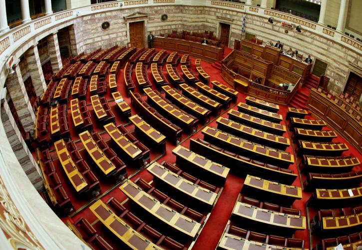 Αποσύρθηκε η τροπολογία για τις αυξήσεις αμοιβών στις διοικήσεις των ΔΕΚΟ