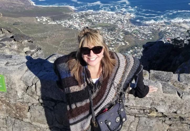 Έιπριλ Ρούντιν: Αυτή είναι η γυναίκα που επηρεάζει όσο κανένας τους επενδυτές (pic)