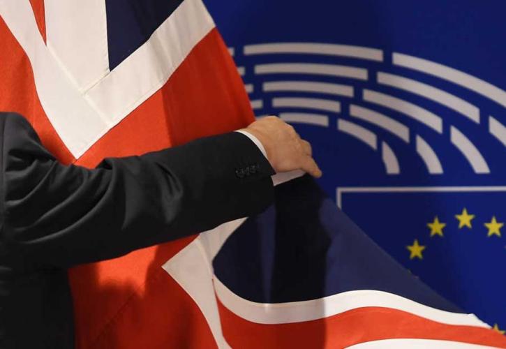 Δέχονται απειλές από ακροδεξιούς επειδή τάσσονται κατά του Brexit (pic)