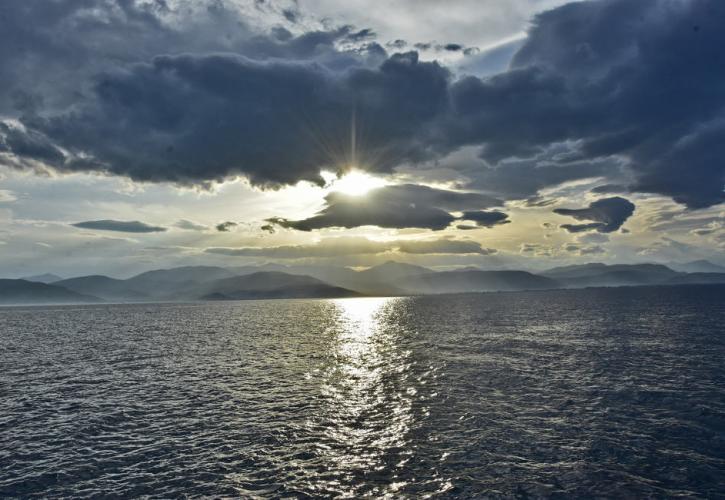 Καλός καιρός το ΣΚ των Χριστουγέννων στο μεγαλύτερο μέρος της χώρας με σταδιακή άνοδο της θερμοκρασίας