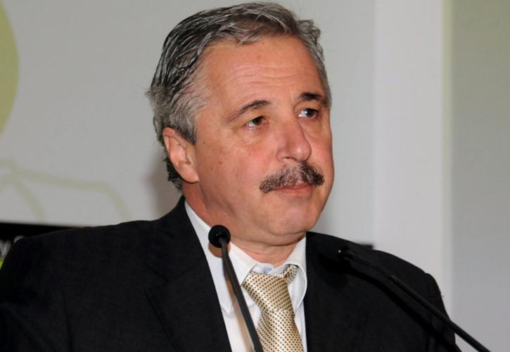 Μανιάτης: Ένα κόμμα, μία ΚΟ, ένας πρόεδρος στη Βουλή