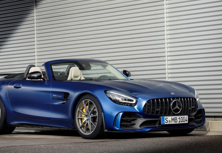 Αυτή είναι η συλλεκτική Mercedes-AMG GT R Roadster!