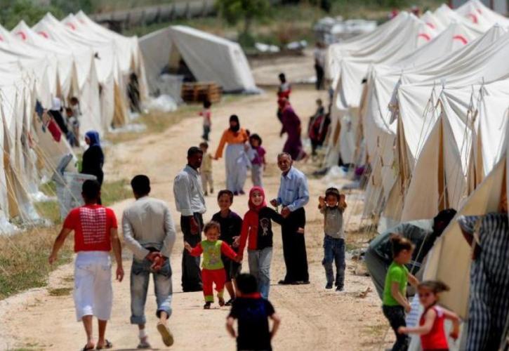Νέα κρίση στο μεταναστευτικό βλέπει η Τουρκία και ζητά δίκαιη «μοιρασιά» για τους πρόσφυγες