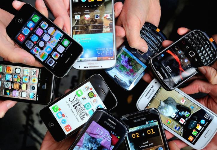 Οι παραδόσεις smartphones αυξήθηκαν για πρώτη φορά από το 2017