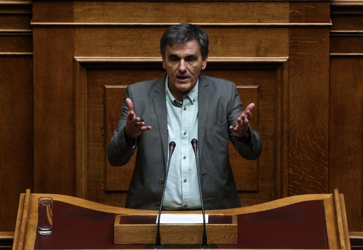 Τσακαλώτος: Λανθασμένα τα στοιχεία του Γραφείου Προϋπολογισμού