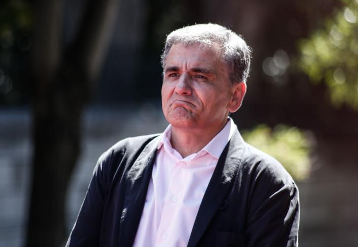 Στην τελική ευθεία μπαίνει η τρίτη αξιολόγηση