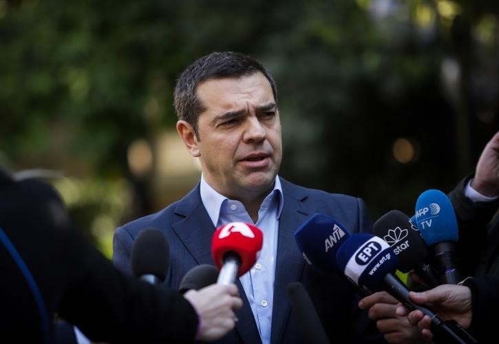 Ψήφο εμπιστοσύνης ζητά ο Αλέξης Τσίπρας - «Όχι» απαντούν οι ΑΝΕΛ