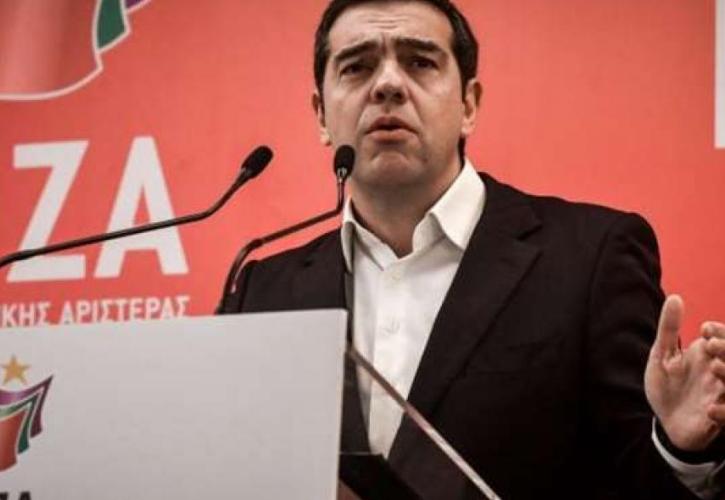 Spiegel: O Tσίπρας θυσιάζει την ανάκαμψη ενόψει εκλογών