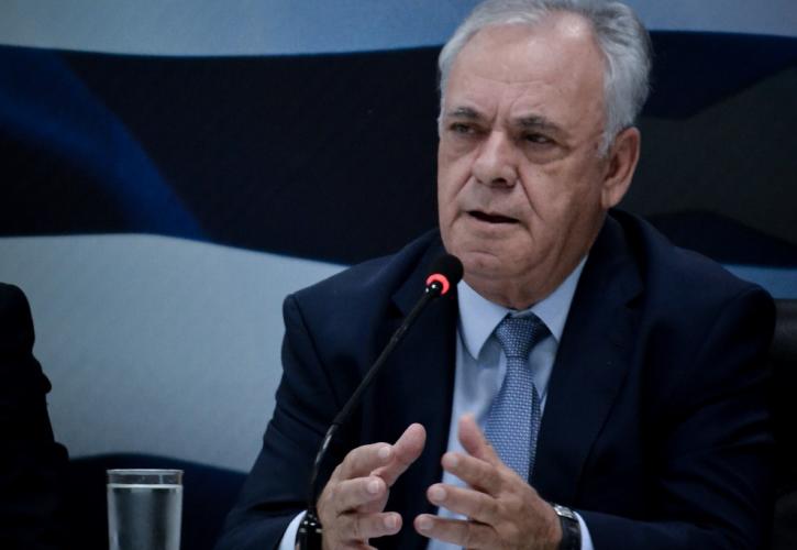 Δραγασάκης: Στόχος μας να γίνουν εξυπηρετούμενα τα κόκκινα δάνεια