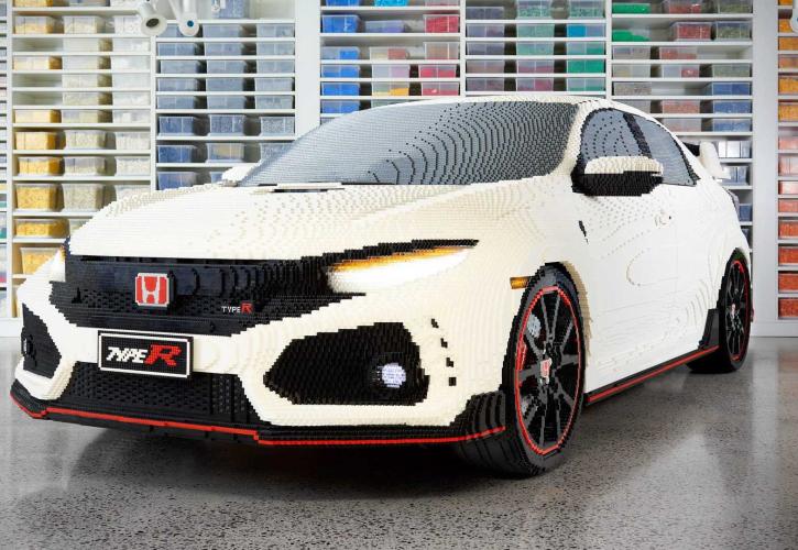 Ένα Honda Civic Type R φτιαγμένο από Lego!