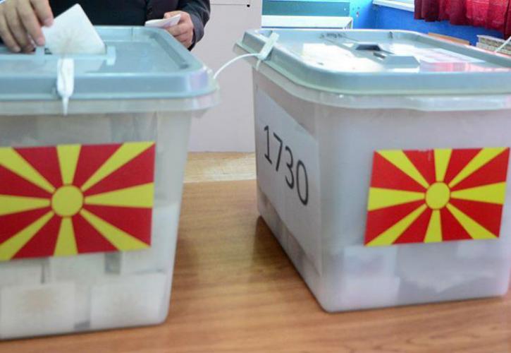 Βόρεια Μακεδονία: Προβάδισμα του Στέβο Πεντάροφσκι στις εκλογές