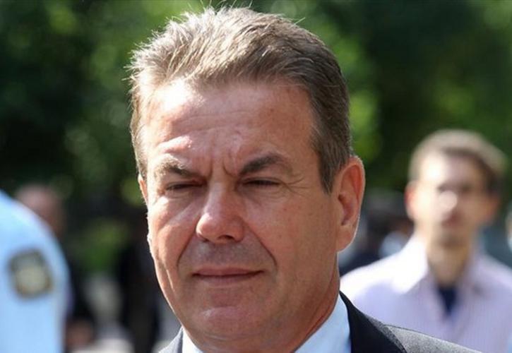 Στα άκρα η κόντρα Πετρόπουλου-Βρούτση για τις εκκρεμείς συντάξεις του ΕΦΚΑ