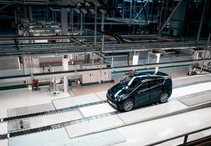Eνα ηλιακό αυτοκίνητο ξαναδίνει ζωή στο εργοστάσιο της Saab