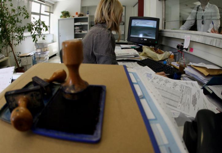 Αλλαγές στα τεκμήρια δαπανών διαβίωσης προαναγγέλλει προεκλογικά η κυβέρνηση