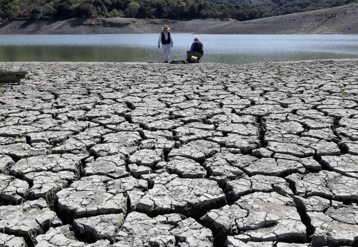 Πώς η κλιματική αλλαγή ευνοεί τις πυρκαγιές – Οι επιπτώσεις για την ανθρώπινη υγεία