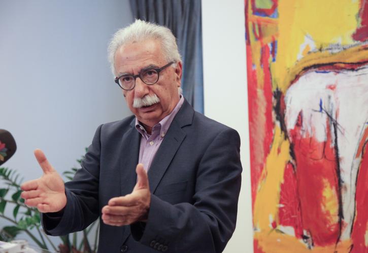 Γαβρόγλου: Ικανοποίηση για την άρση της αναστολής διανομής συγγραμμάτων 