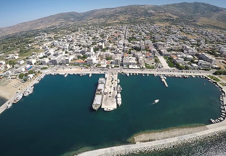 Στην Κάρυστο παραμένει το, υπό ρωσική σημαία, δεξαμενόπλοιο Pegas