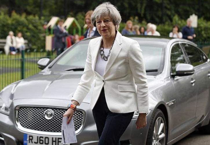 Brexit: «Άκαρπες» οι συνομιλίες μεταξύ της Τερέζας Μέι και του Τζέρεμι Κόρμπιν