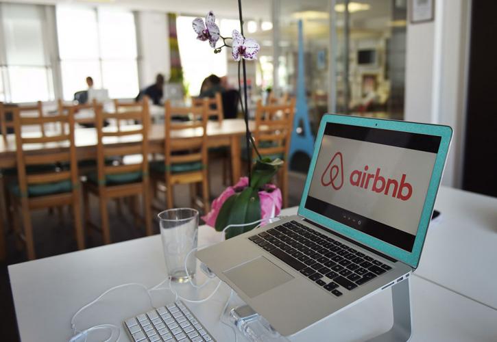 Έβγαλε 13,5 εκατ. από την Airbnb σε ένα χρόνο