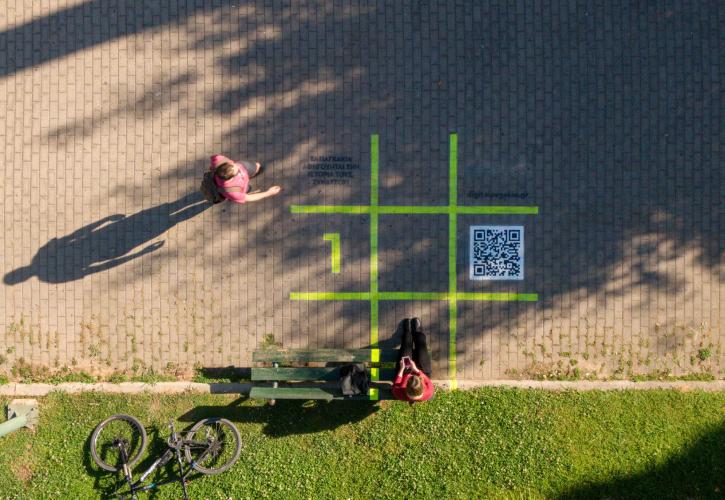 Digital παγκάκια ξεφυτρώνουν στην Αθήνα