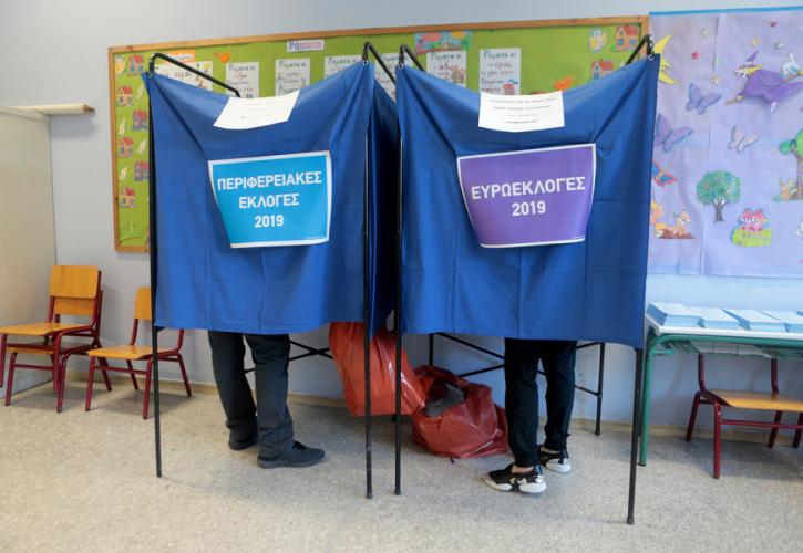 ΥΠΕΣ: Κανονικά η ψηφοφορία – Διαχρονικά τα όποια προβλήματα σχετίζονται με τις εφορευτικές επιτροπές