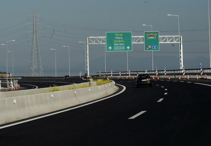 Κλειστή η Εθνική οδός στο ύψος του Πλαταμώνα