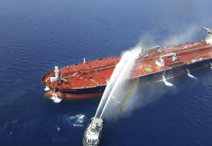 Περιβαλλοντική καταστροφή από πετρελαιοκηλίδα στα ανοικτά της νότιας Καλιφόρνιας