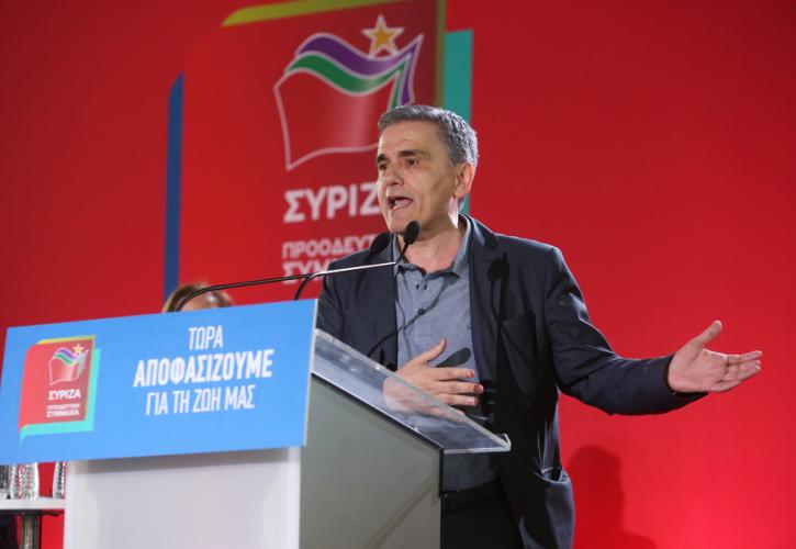 Τσακαλώτος: Στοχευμένες φοροελαφρύνσεις, με εκλογική νίκη ΣΥΡΙΖΑ