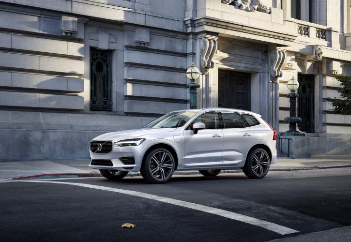 Volvo XC60: Καλωσορίζοντας το υβριδικό μέλλον!