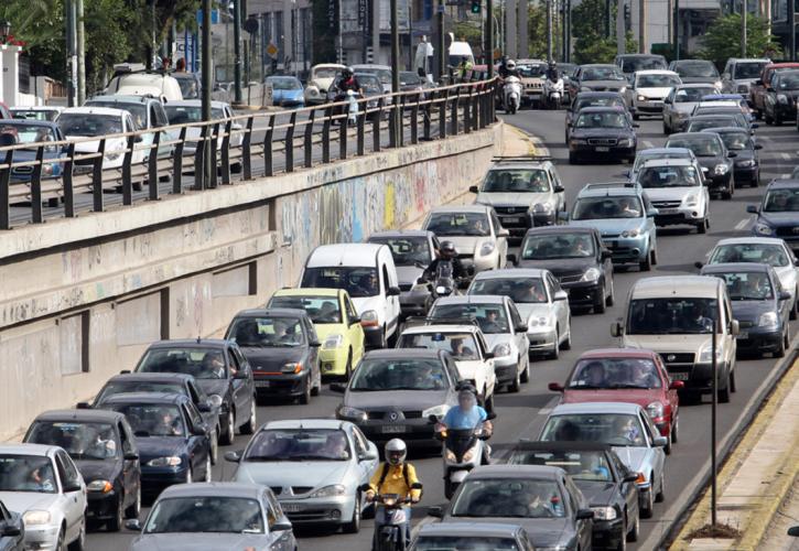 Λιγότερα ανασφάλιστα οχήματα κυκλοφορούν στους ελληνικούς δρόμους 