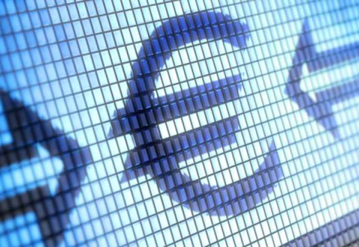 «Πονοκέφαλος» στην Ευρώπη από το ισχυρό ευρώ