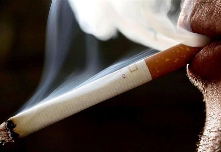 Μπεχράκης: Πώς το κάπνισμα αυξάνει τον κίνδυνο για σοβαρή νόσο και θάνατο από κορονοϊό