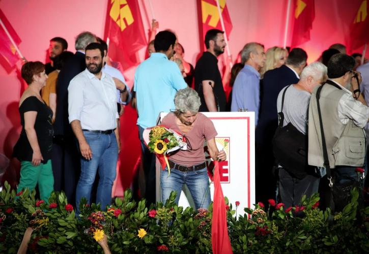 KKE: Άνοδος τόσο σε ποσοστά όσο και σε αριθμό εδρών