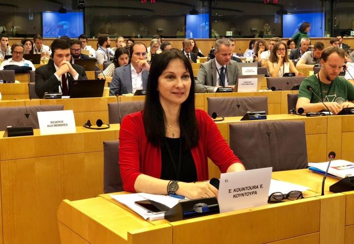 Τη θεσμοθέτηση Ευρωπαίου Επιτρόπου Τουρισμού-Μεταφορών προτείνει η Κουντουρά