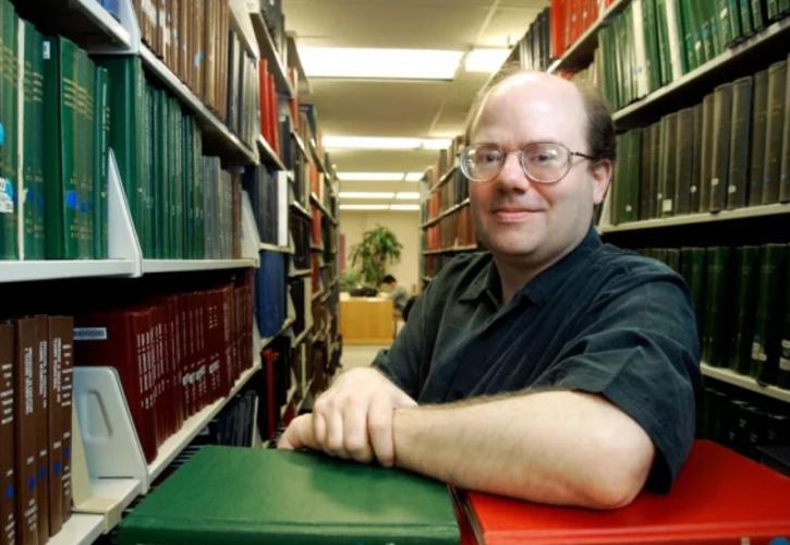 Σε μαζική «απεργία» από τα social media 4 και 5 Ιουλίου καλεί ο ιδρυτής της Wikipedia