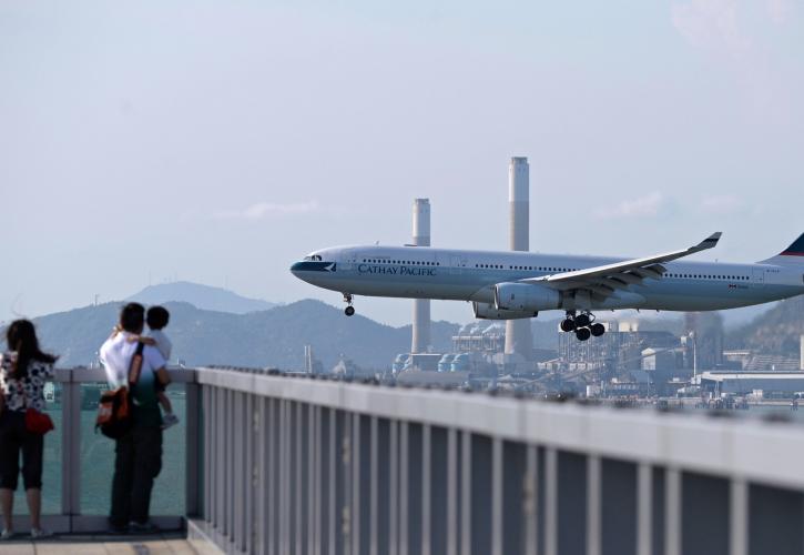 «Παραίτησε» τον CEO της αεροπορικής Cathay Pacific η Κίνα