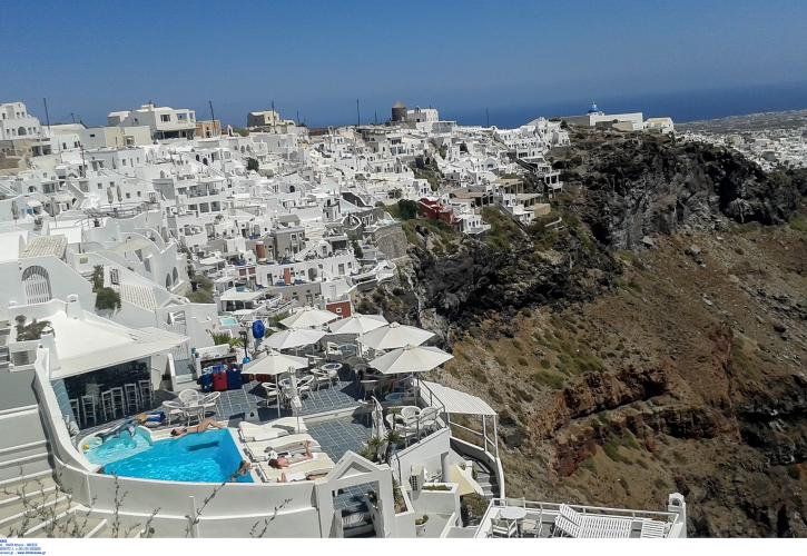 Φθινοπωρινές διακοπές, το επόμενο «στοίχημα» των ξενοδόχων – Τι δείχνουν τα στοιχεία