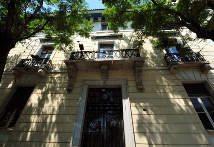 Ύποπτο αντικείμενο έξω από τα παλιά γραφεία της ΝΔ στη Ρηγίλλης
