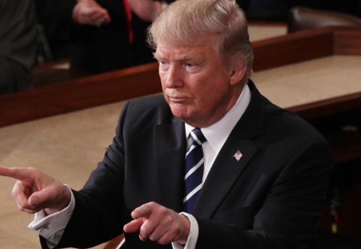 Ετοιμάζεται για τον... πόλεμο των άστρων ο Ντόναλντ Τραμπ