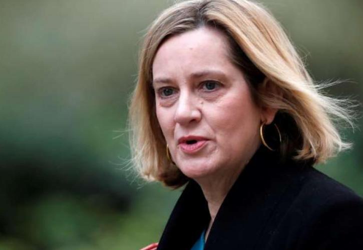 Νέο πλήγμα για τον Μπόρις Τζόνσον: Παραιτήθηκε η υπουργός Εργασίας Άμπερ Ραντ