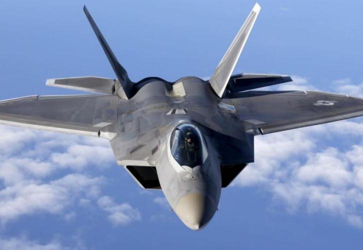 Η Δανία παρέλαβε τα πρώτα μαχητικά F-35: Προχωρά η παράδοση των F-16 στην Ουκρανία