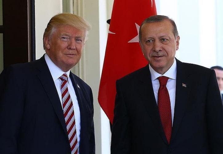 Τραμπ: Ο Ερντογάν θέλει να λειτουργήσει η κατάπαυση του πυρός