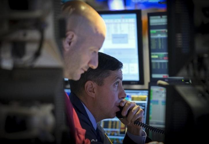 Μεικτές τάσεις στη Wall Street