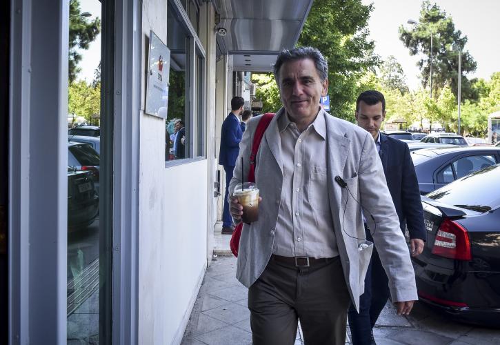 Με πολλά ανοιχτά «μέτωπα» ολοκληρώθηκε η τρίτη μεταμνημονιακή αξιολόγηση – Ποια είναι