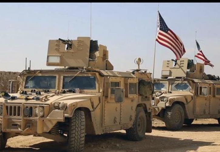 Οι αμερικανικές δυνάμεις αποσύρθηκαν από τη μεγαλύτερη βάση τους στη Βόρεια Συρία