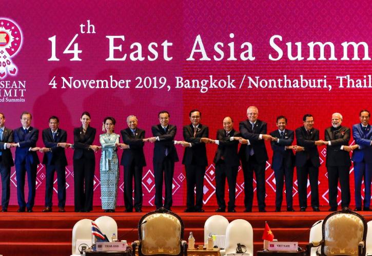ASEAN: Συμφωνία ελεύθερου εμπορίου 10 μελών εντός του 2020