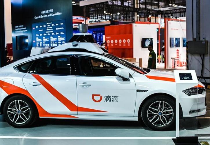 Τα πρώτα ρομπoτικά ταξί θα κυκλοφορήσουν στην Κίνα (vid)